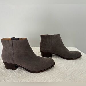 Lucky Brand Western Gray Suede Ankle Boots